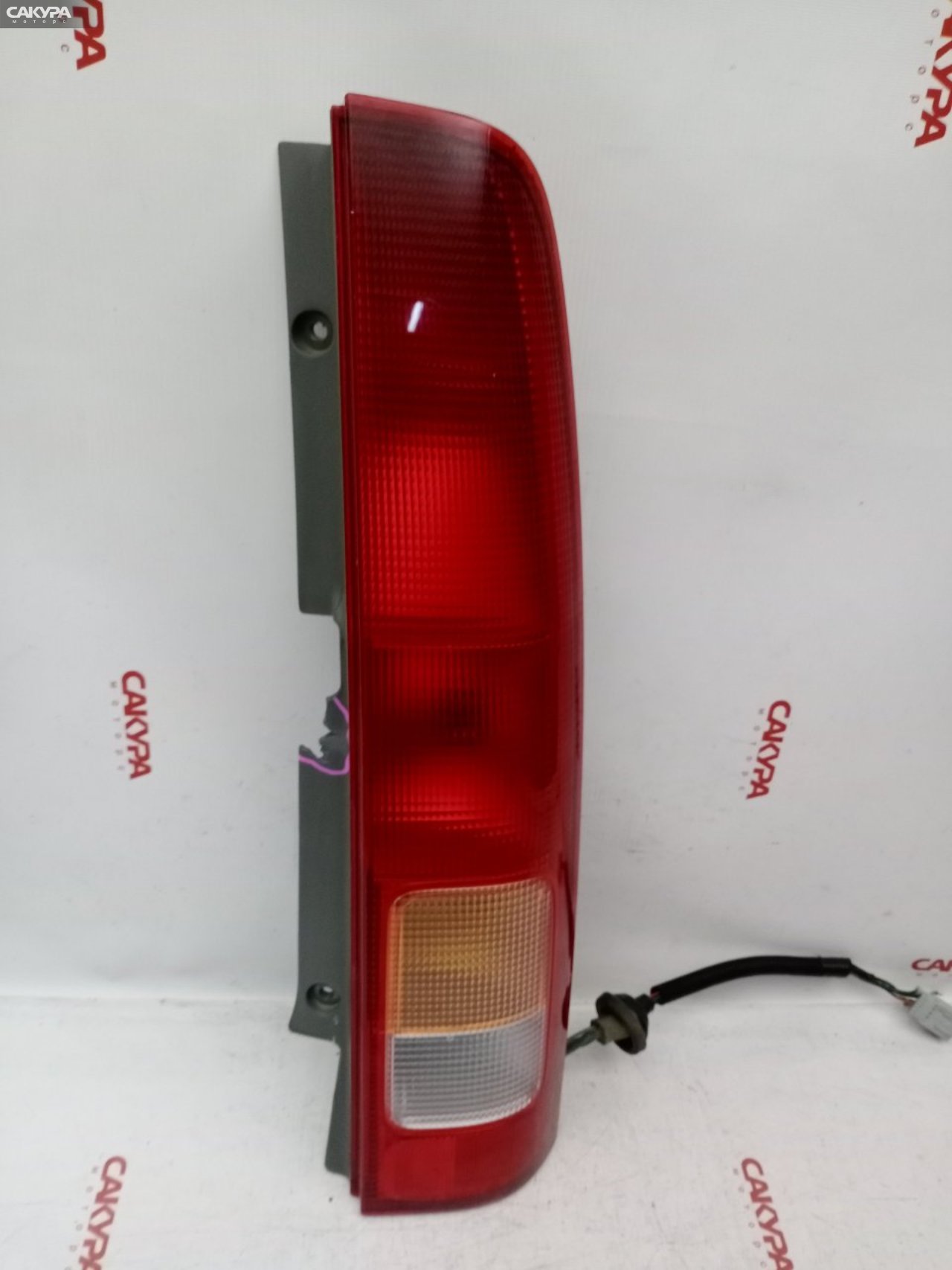 Фонарь стоп-сигнала правый Honda Capa GA4 D15B R2238: купить в Сакура Красноярск.