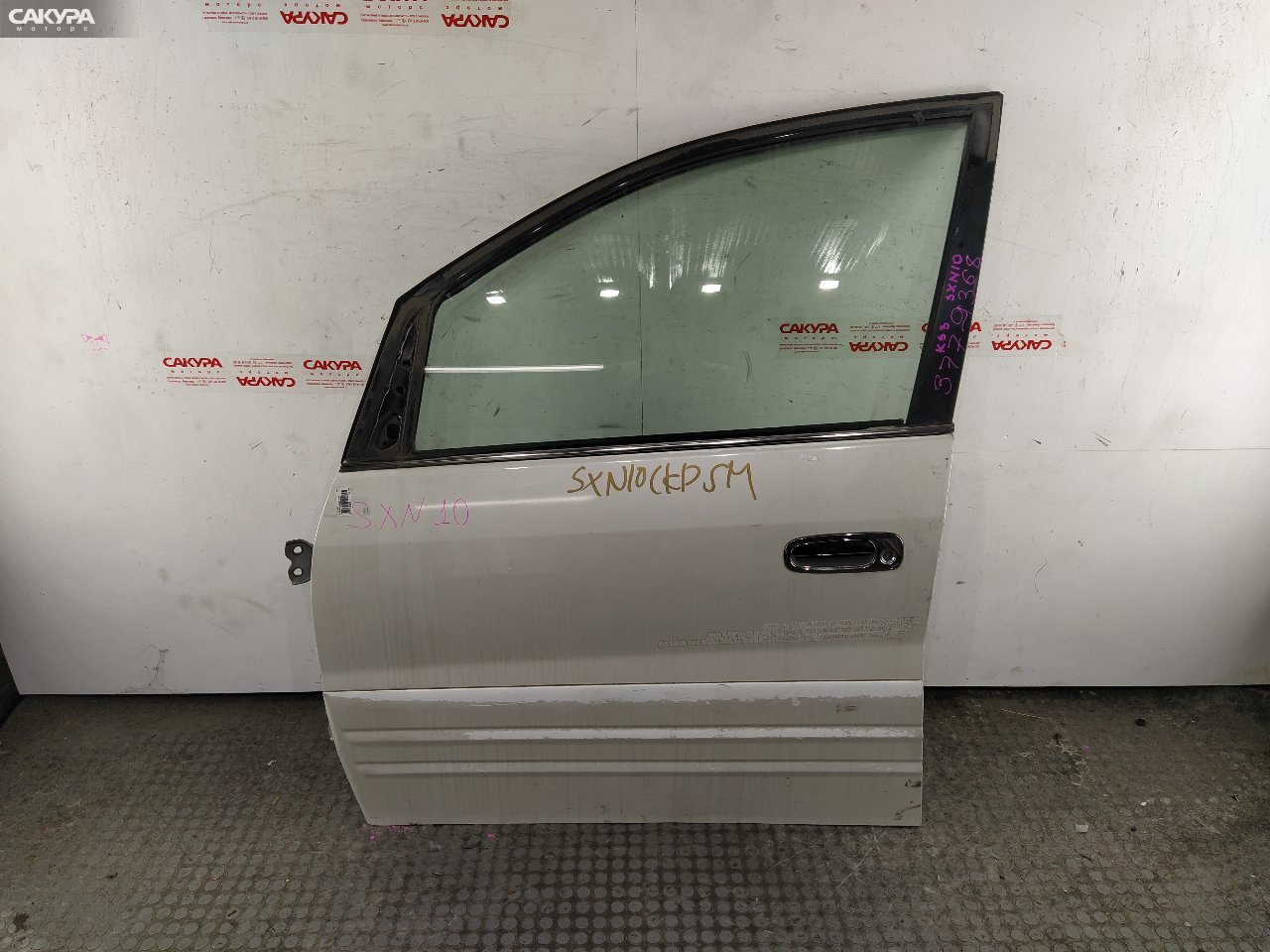 Дверь боковая передняя левая Toyota Nadia SXN10H 3S-FE: купить в Сакура Красноярск.