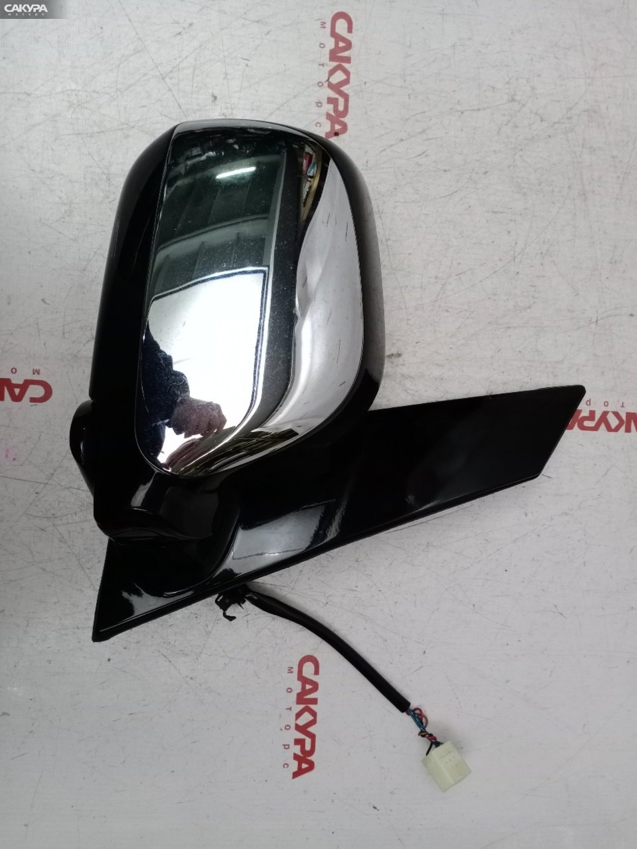 Зеркало боковое правое Toyota Nadia ACN10 1AZ-FSE: купить в Сакура Красноярск.