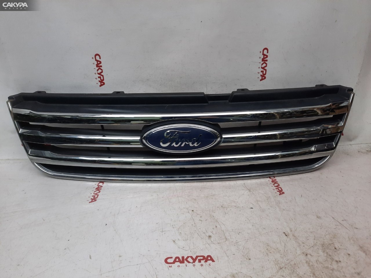 Решетка радиатора Ford Escape LFAL3 L3: купить в Сакура Красноярск.