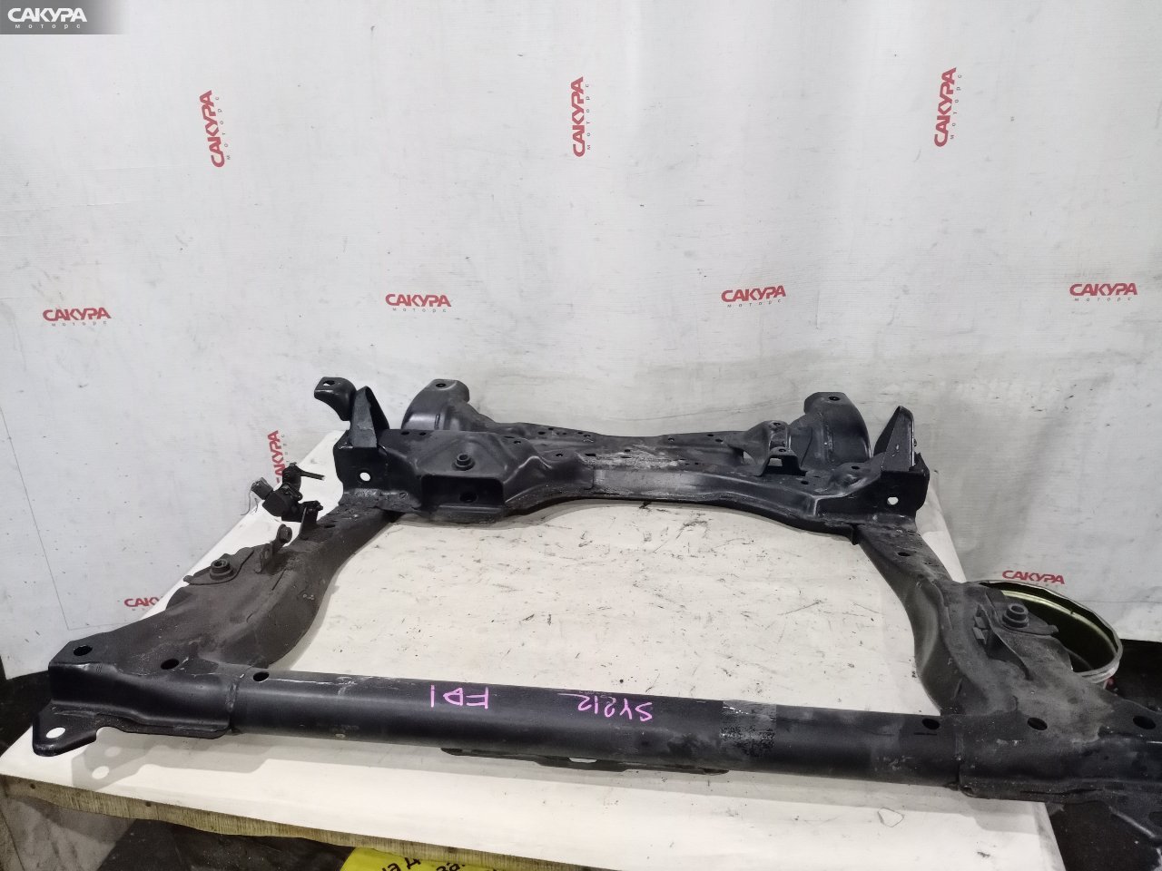 Балка поперечная передняя Honda Civic FD1 R18A: купить в Сакура Красноярск.