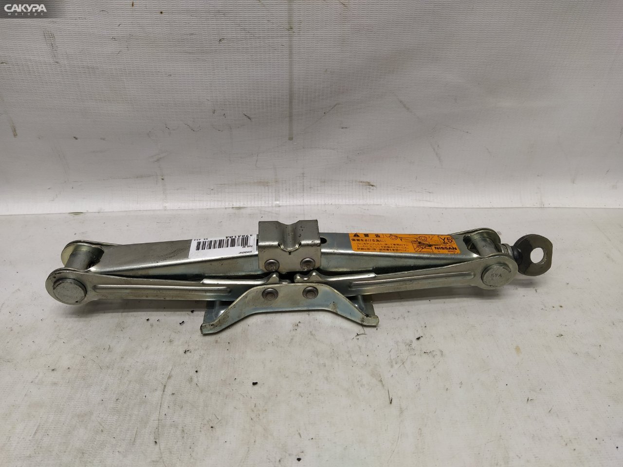 Домкрат Nissan: купить в Сакура Красноярск.