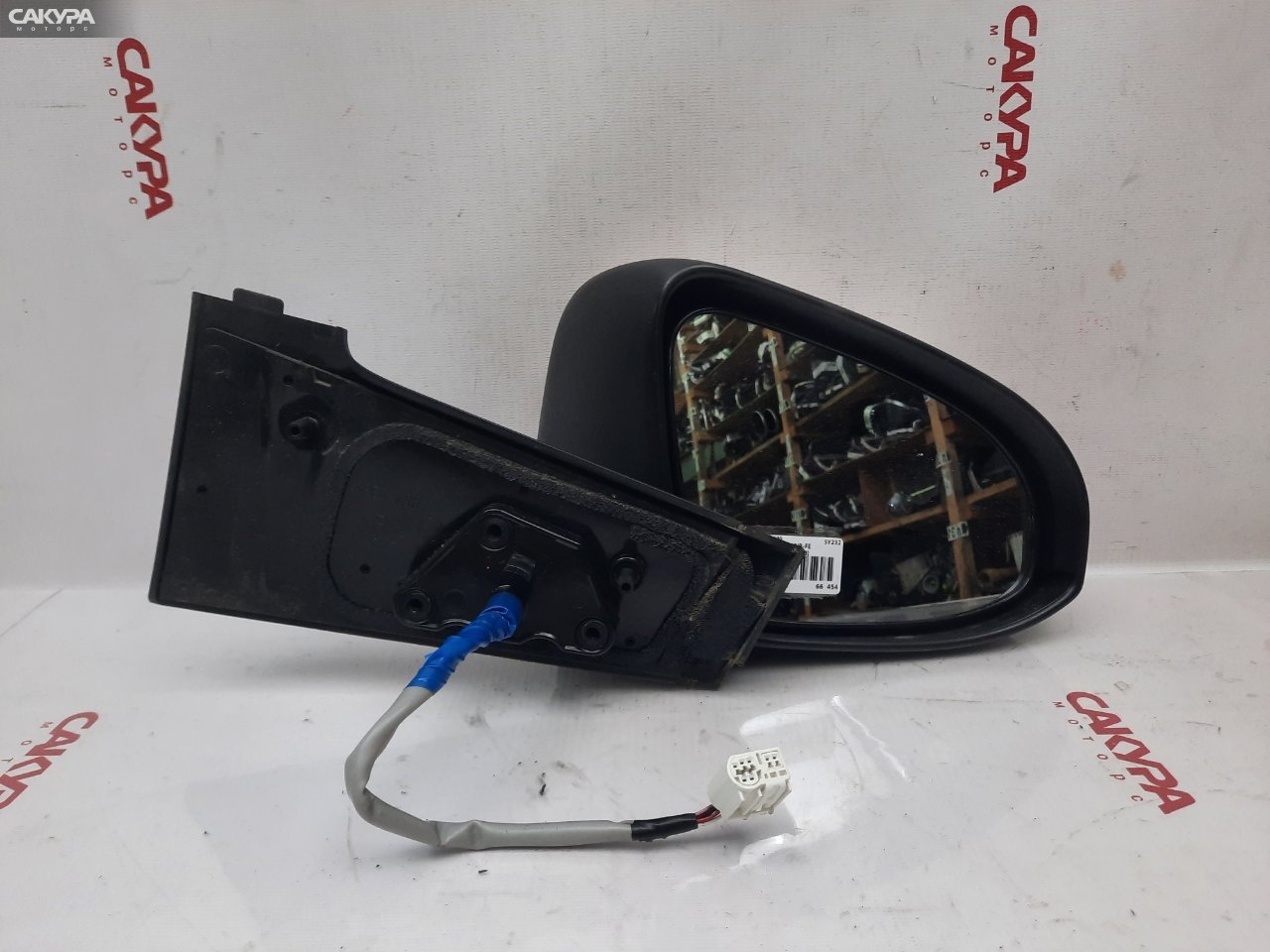 Зеркало боковое правое Toyota Vitz NSP130 1NR-FE: купить в Сакура Красноярск.