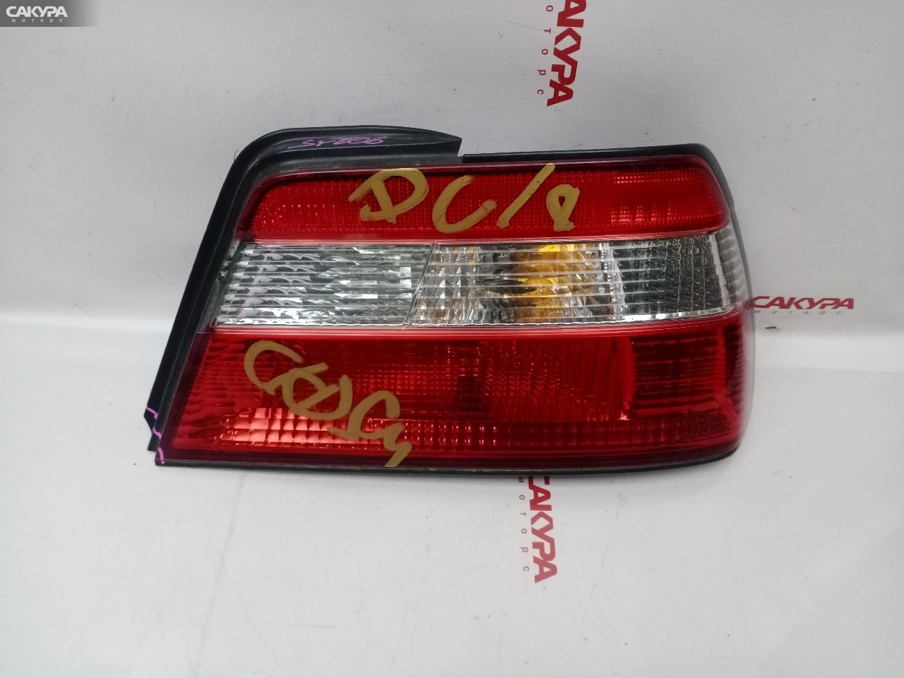 Фонарь стоп-сигнала правый Nissan Bluebird QU14 QG18DE 4820: купить в Сакура Красноярск.