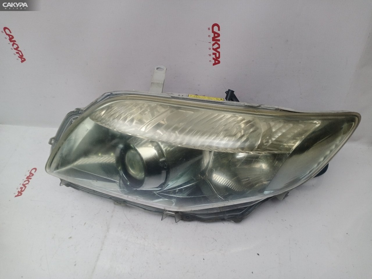 Фара левая Toyota Corolla Fielder ZRE142G 2ZR-FAE 12-526: купить в Сакура Красноярск.