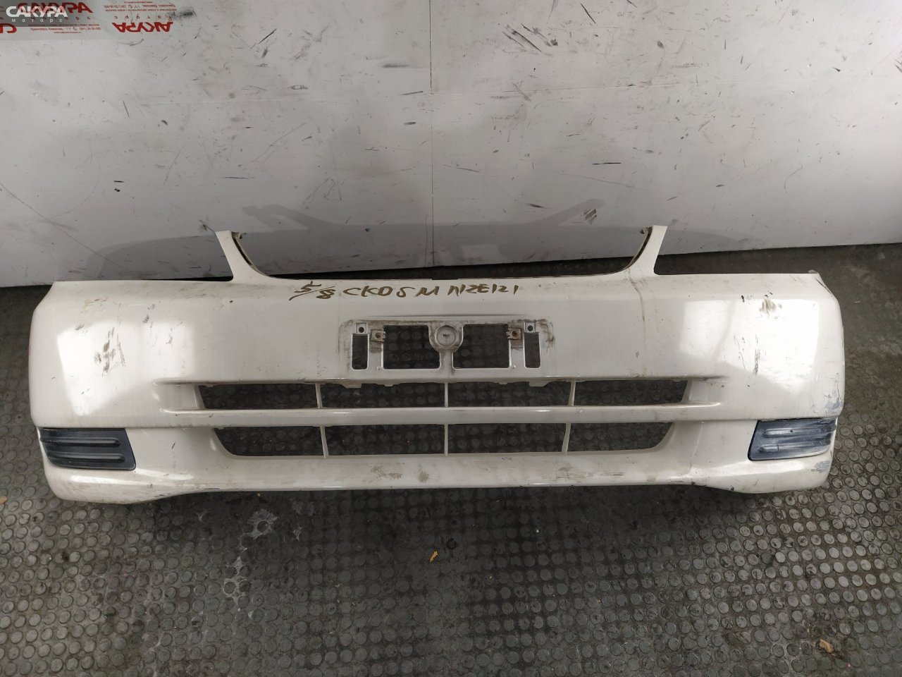 Бампер передний Toyota Corolla NZE121 1NZ-FE: купить в Сакура Красноярск.