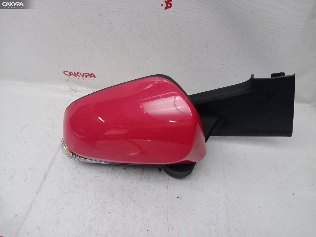 Зеркало боковое правое Toyota Vitz KSP130 1KR-FE: купить в Сакура Красноярск.