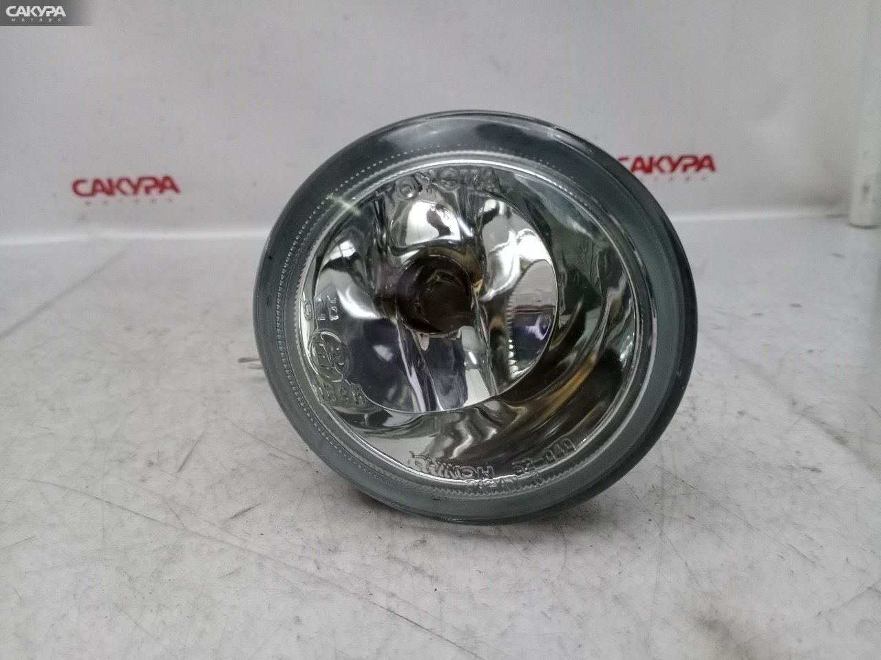 Фара противотуманная правая Toyota Allion AZT240 1AZ-FSE 52-040: купить в Сакура Красноярск.