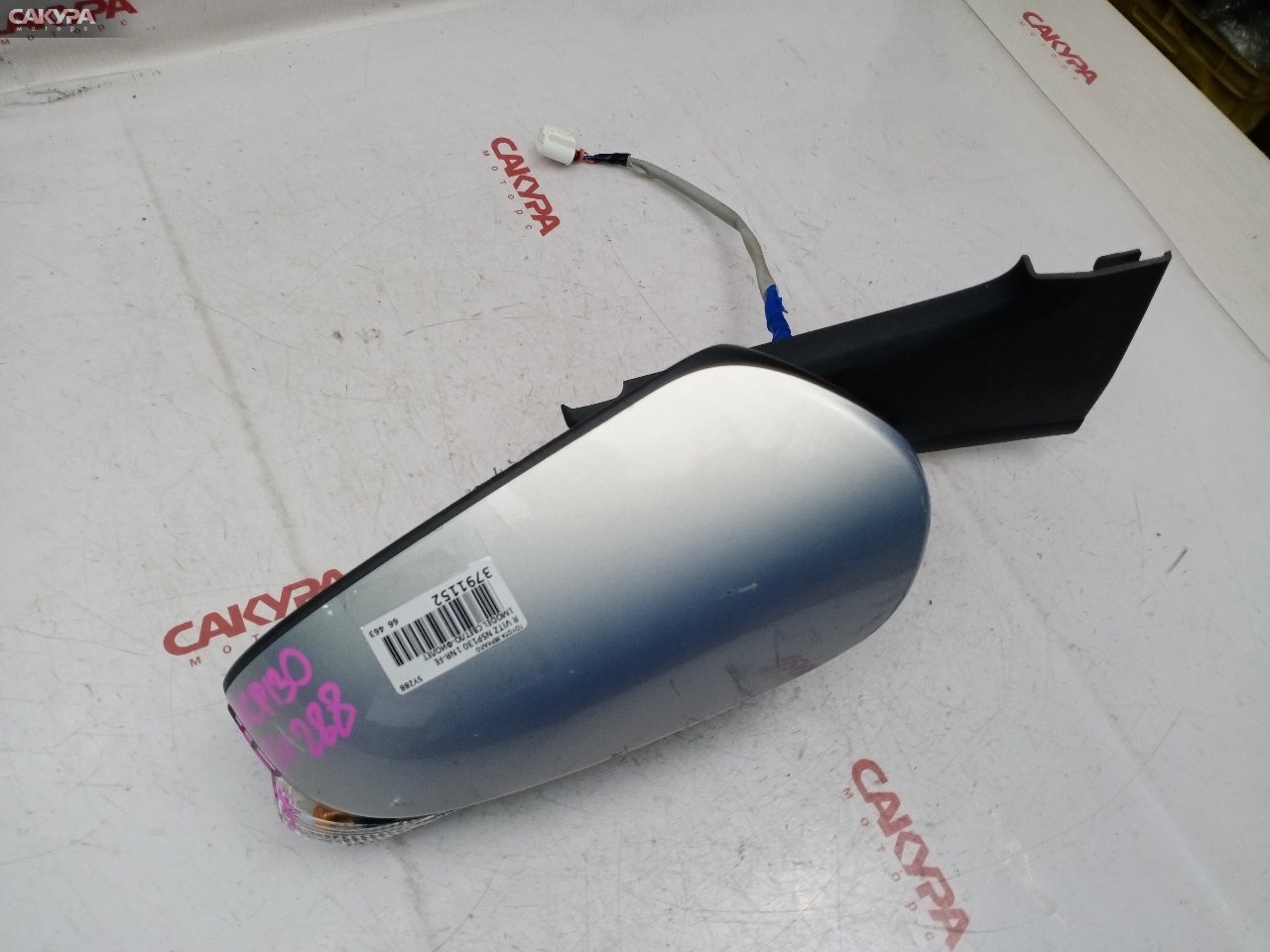 Зеркало боковое правое Toyota Vitz NSP130 1NR-FE: купить в Сакура Красноярск.