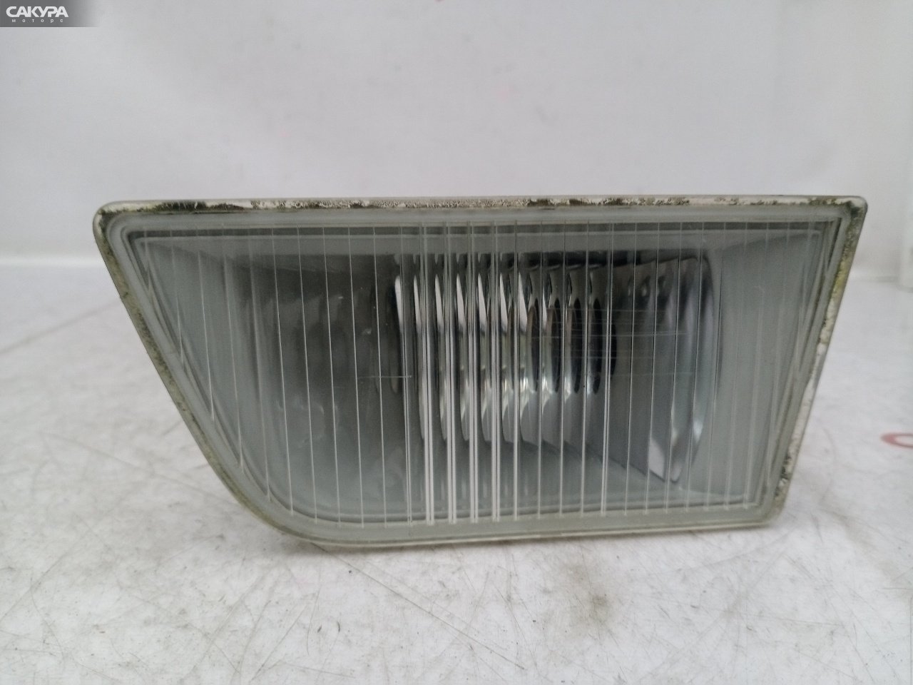 Повторитель в бампер левый Nissan Laurel HC35 RB20DE P0726: купить в Сакура Красноярск.
