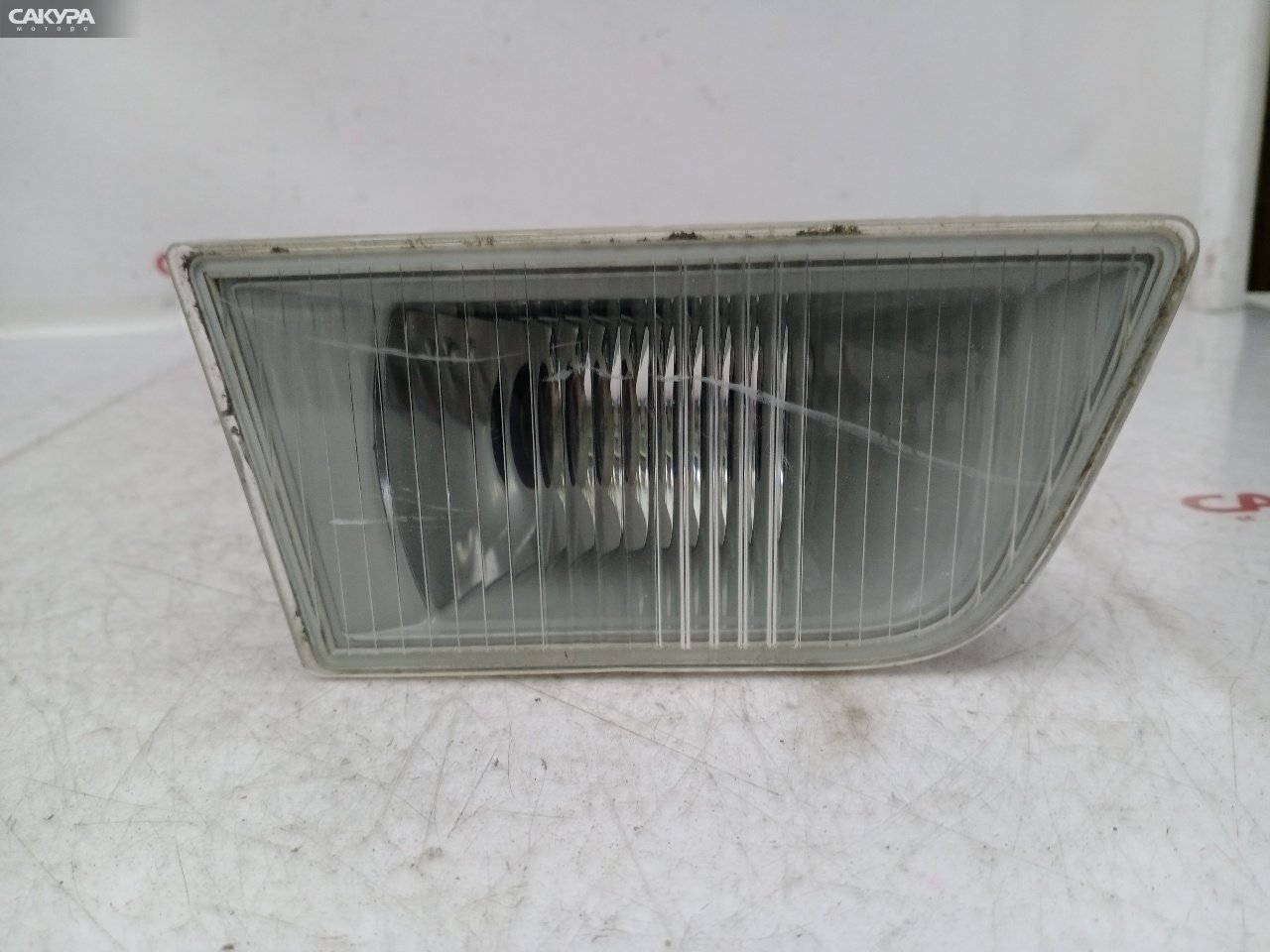 Повторитель в бампер правый Nissan Laurel HC35 RB20DE P0726: купить в Сакура Красноярск.