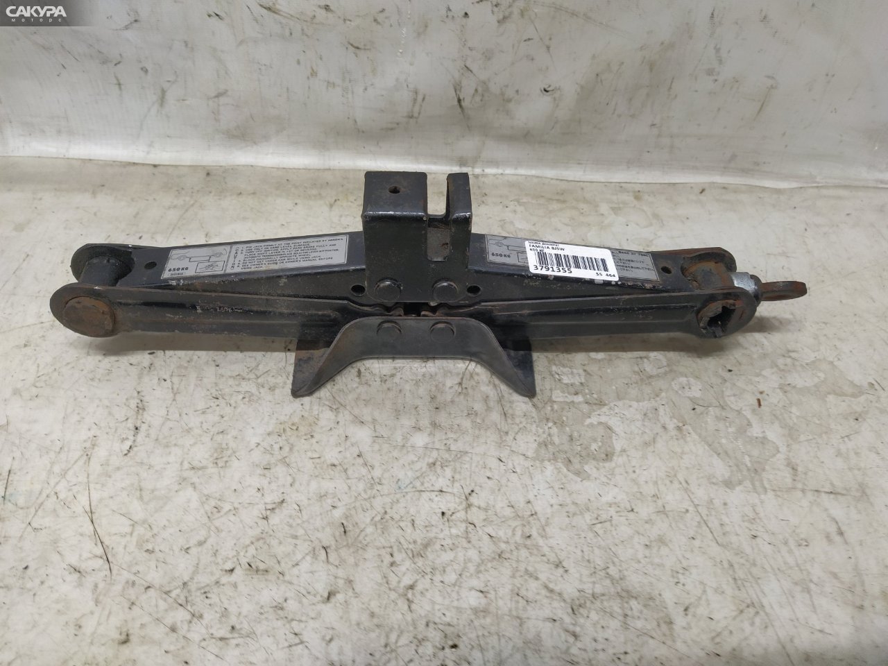 Домкрат Mazda Familia BJ5W: купить в Сакура Красноярск.