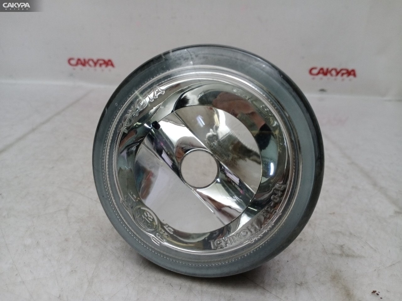 Фара противотуманная правая Toyota Allion ZZT240 1ZZ-FE 52-040: купить в Сакура Красноярск.