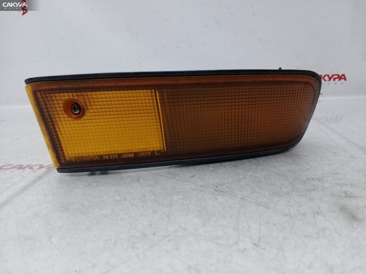 Повторитель в бампер левый Toyota Corona Exiv ST182 3S-FE 20-225: купить в Сакура Красноярск.