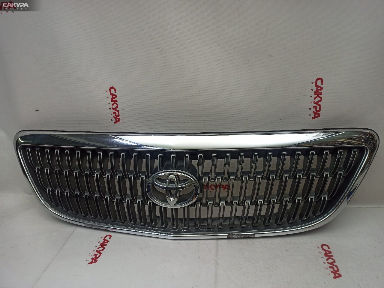 Решетка радиатора Toyota Gaia ACM10G 1AZ-FSE: купить в Сакура Красноярск.