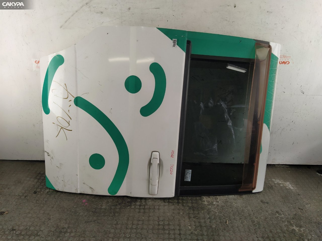 Дверь боковая задняя правая Nissan Serena TNC24 QR20DE: купить в Сакура Красноярск.