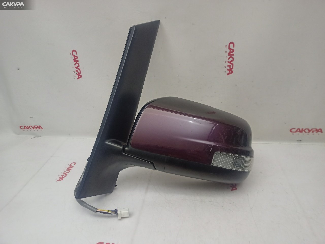 Зеркало боковое левое Nissan Serena CC25 MR20DE: купить в Сакура Красноярск.