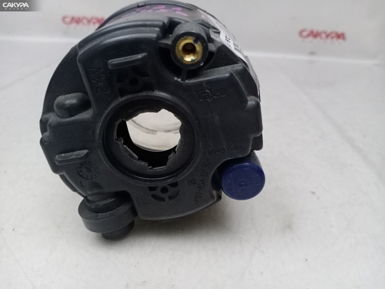 Фара противотуманная Nissan Serena HFC26 A061715: купить в Сакура Красноярск.