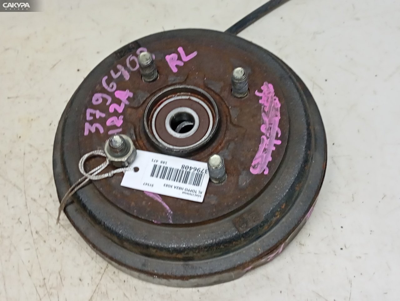 Ступица задняя левая Mitsubishi Toppo H82A 3G83: купить в Сакура Красноярск.