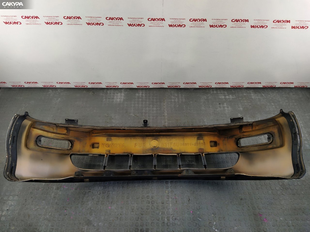 Бампер передний Toyota Celica ST182 3S-GE: купить в Сакура Красноярск.