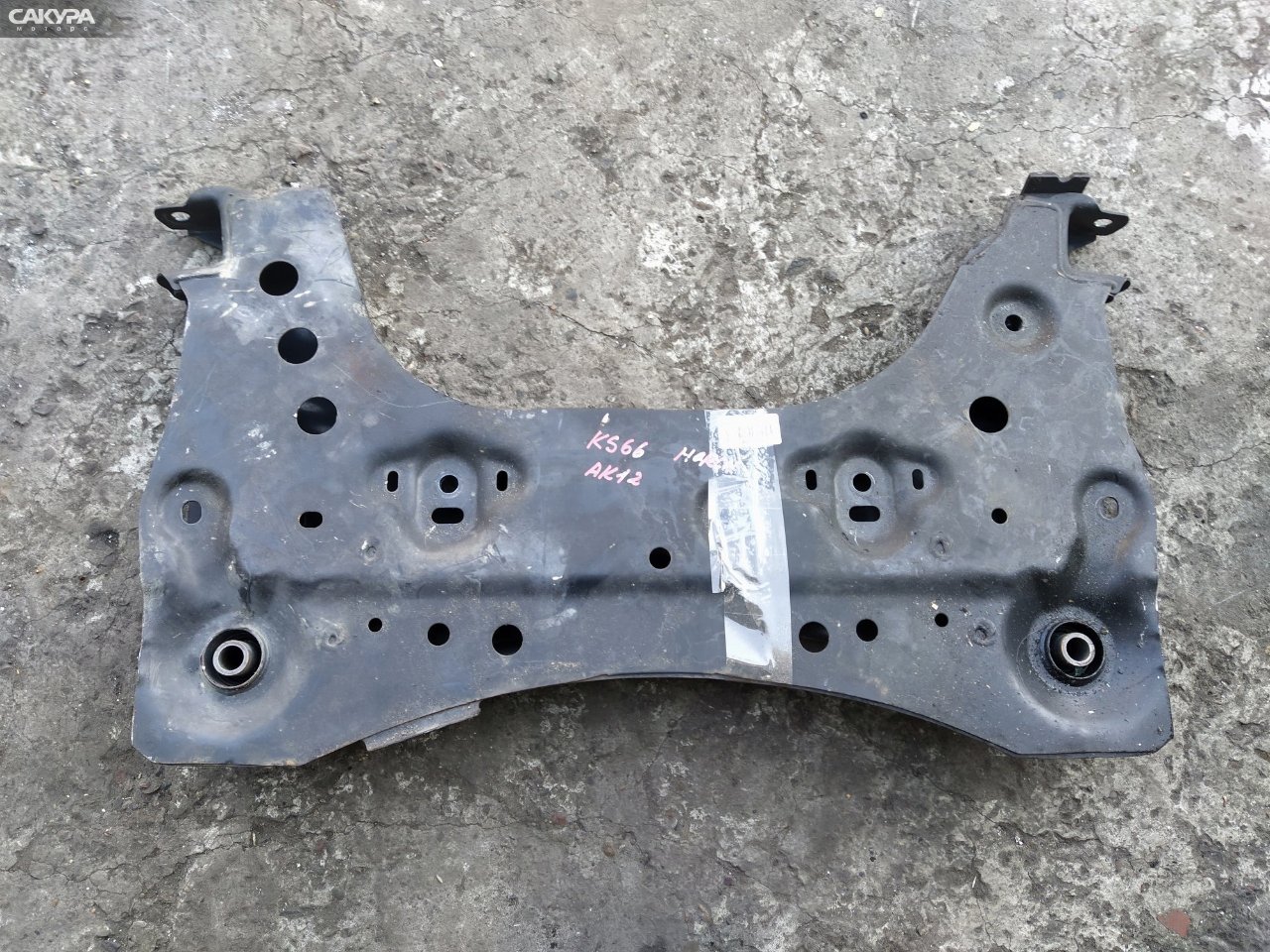 Балка поперечная передняя Nissan March AK12 CR12DE: купить в Сакура Красноярск.