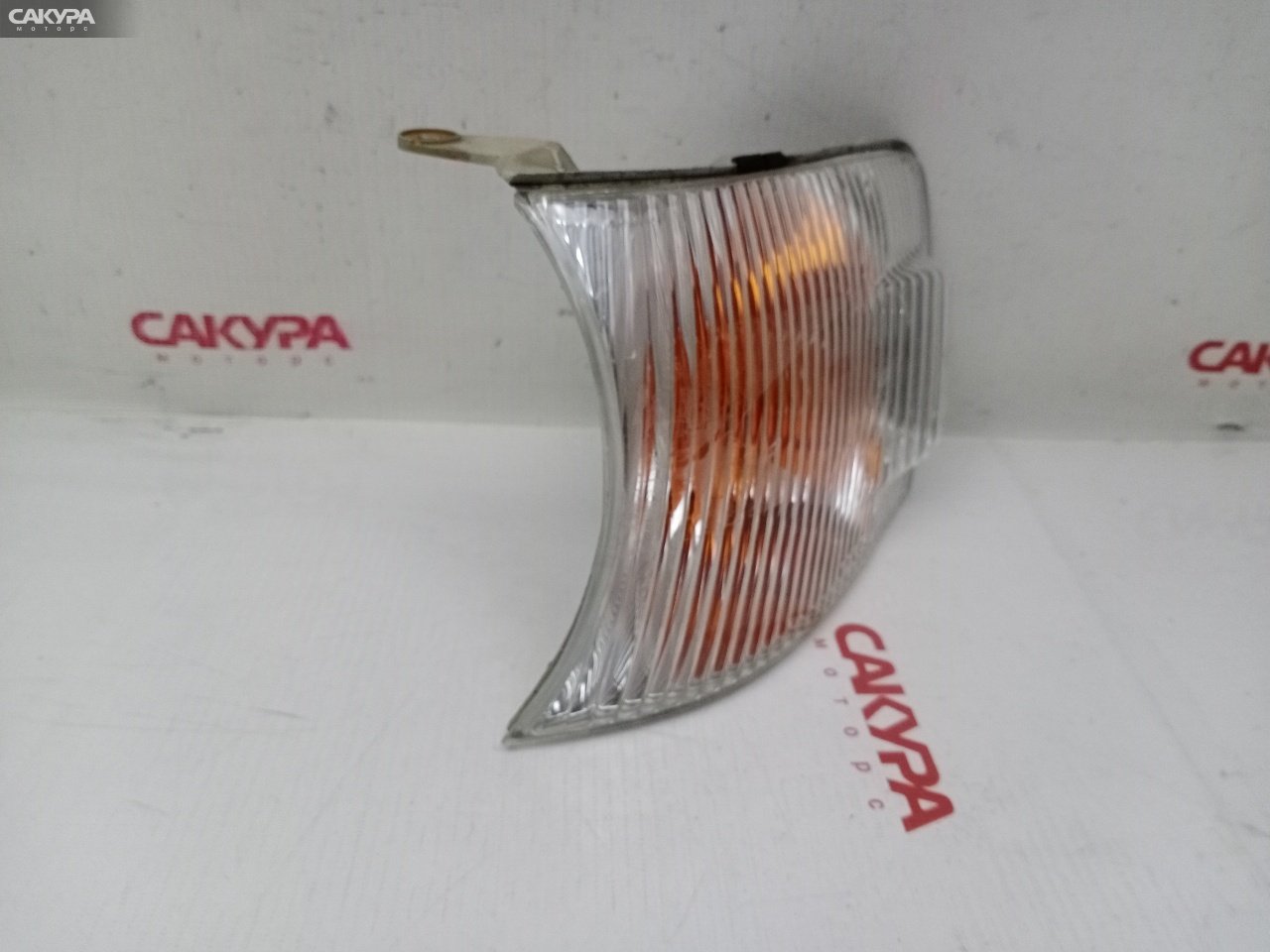 Габарит левый Toyota Chaser GX100 1G-FE 22-256: купить в Сакура Красноярск.