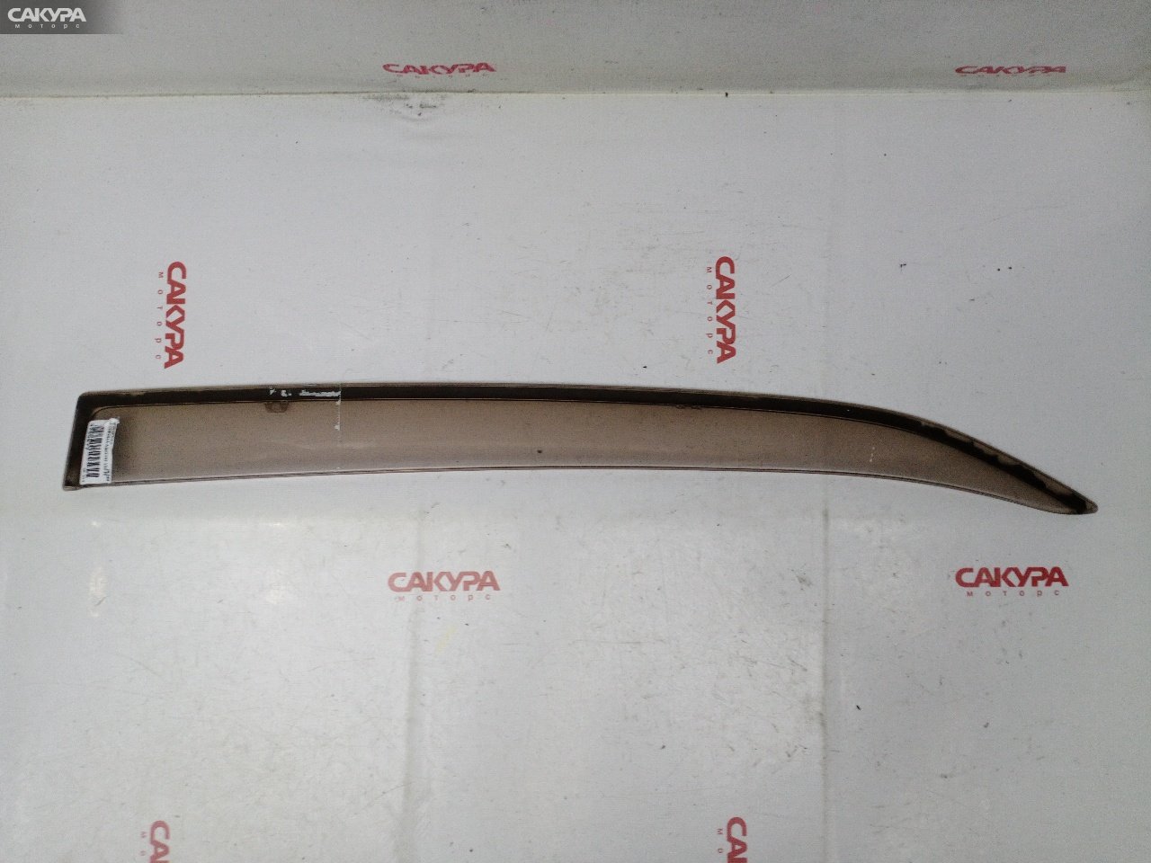 Ветровик задний левый Toyota Corolla Axio NZE141 1NZ-FE: купить в Сакура Красноярск.