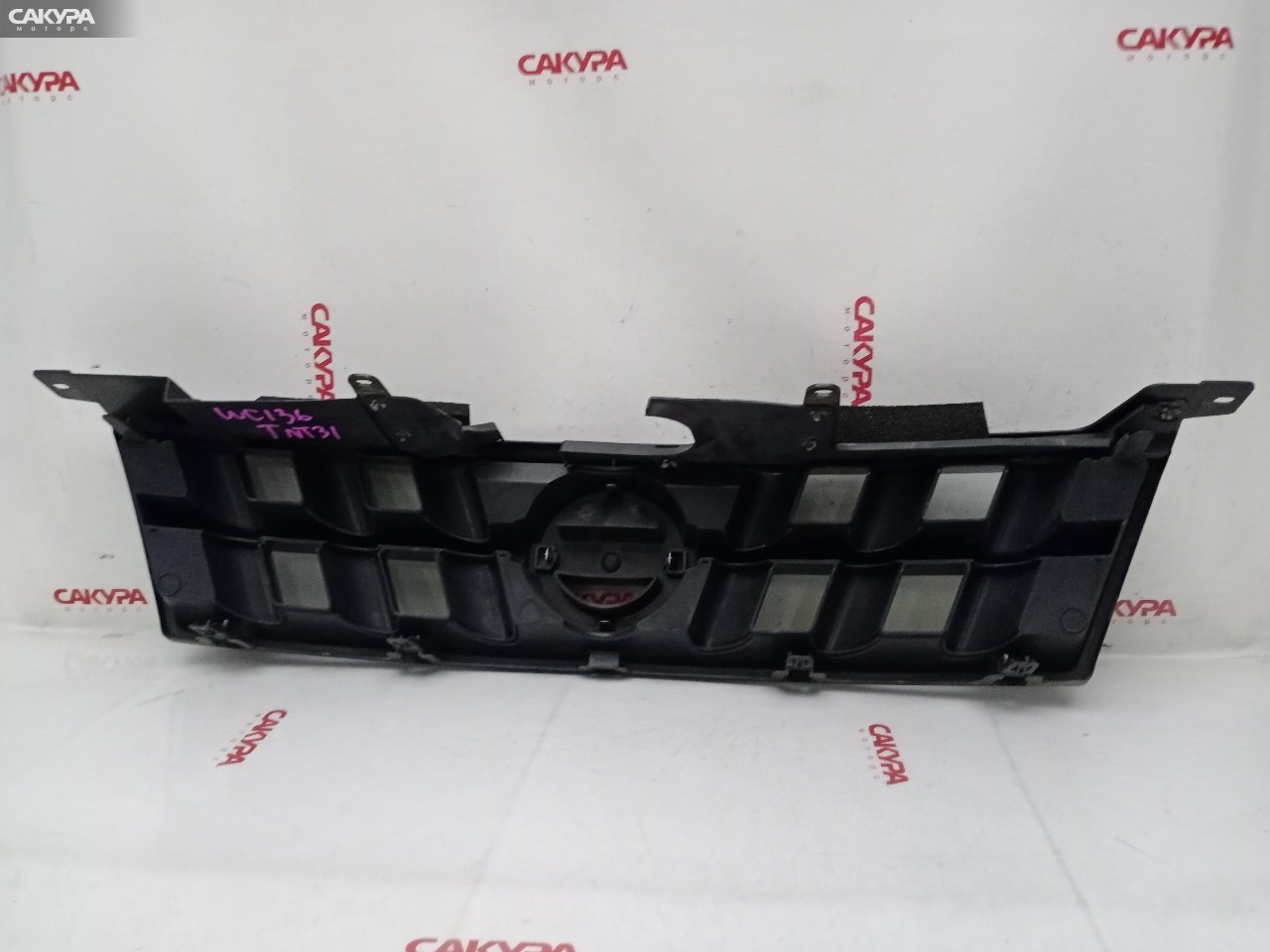 Решетка радиатора Nissan X-TRAIL TNT31 QR25DE: купить в Сакура Красноярск.