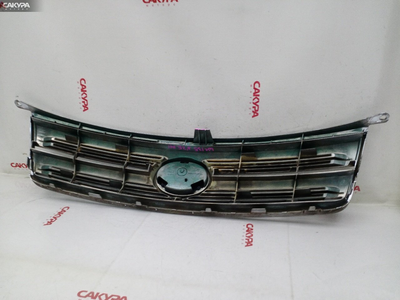 Решетка радиатора Toyota Corolla Axio NZE141 1NZ-FE: купить в Сакура Красноярск.