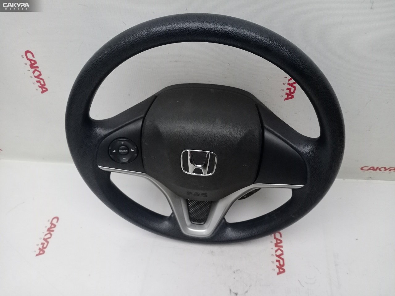 Руль Honda FIT GP5 LEB: купить в Сакура Красноярск.
