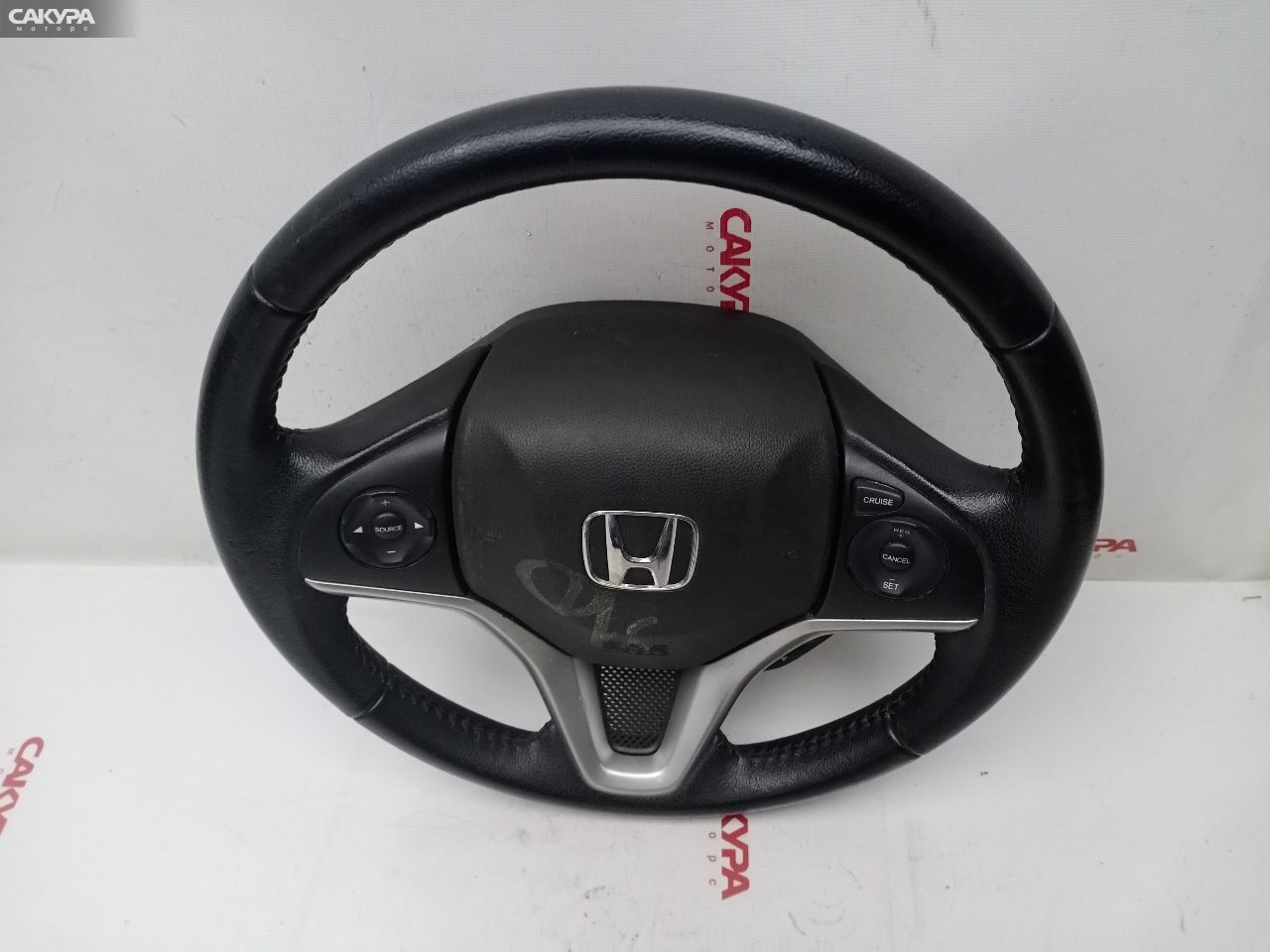Руль Honda FIT GP5 LEB: купить в Сакура Красноярск.