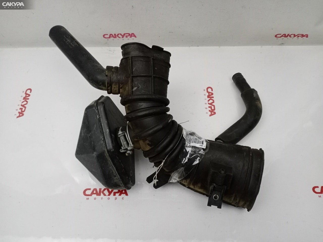Патрубок воздушного фильтра Toyota Camry ACV30 2AZ-FE: купить в Сакура Красноярск.
