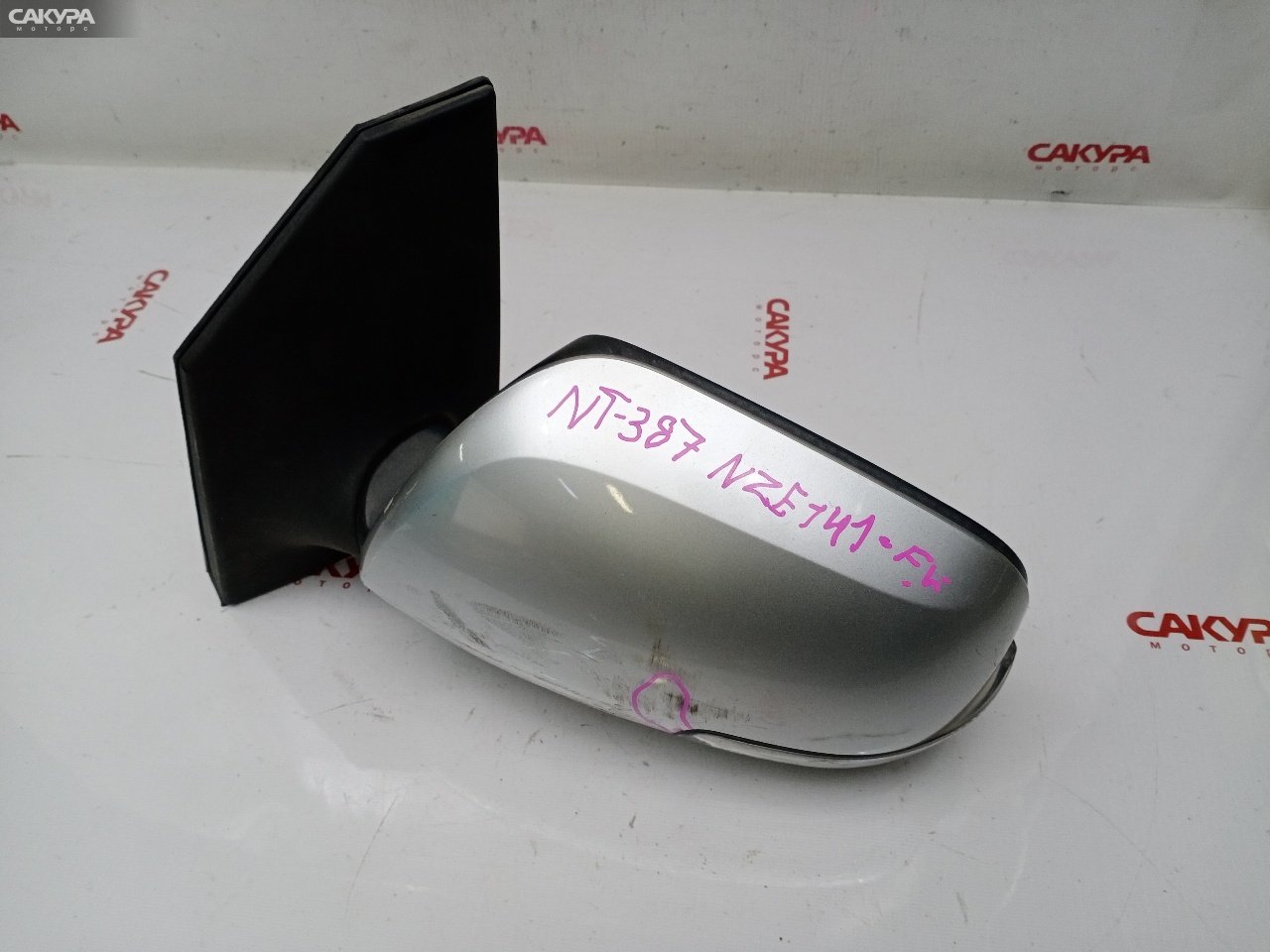 Зеркало боковое левое Toyota Corolla Fielder NZE141G 1NZ-FE: купить в Сакура Красноярск.