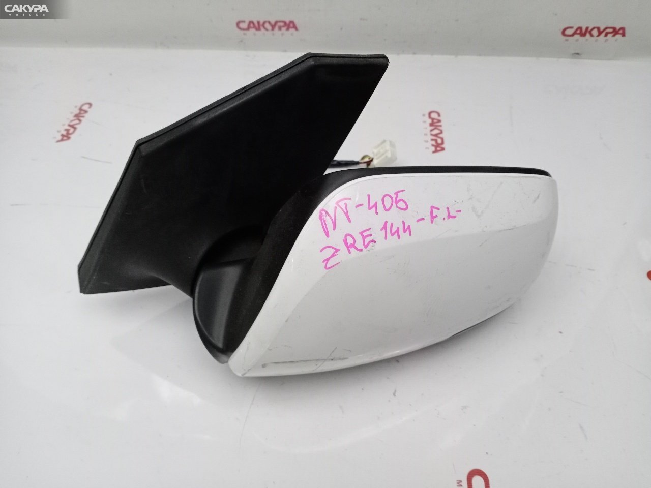 Зеркало боковое левое Toyota Corolla Axio ZRE144 2ZR-FAE: купить в Сакура Красноярск.