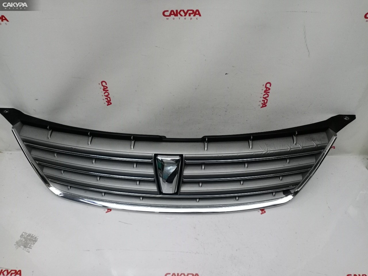 Решетка радиатора Toyota Premio ZZT245 1ZZ-FE: купить в Сакура Красноярск.