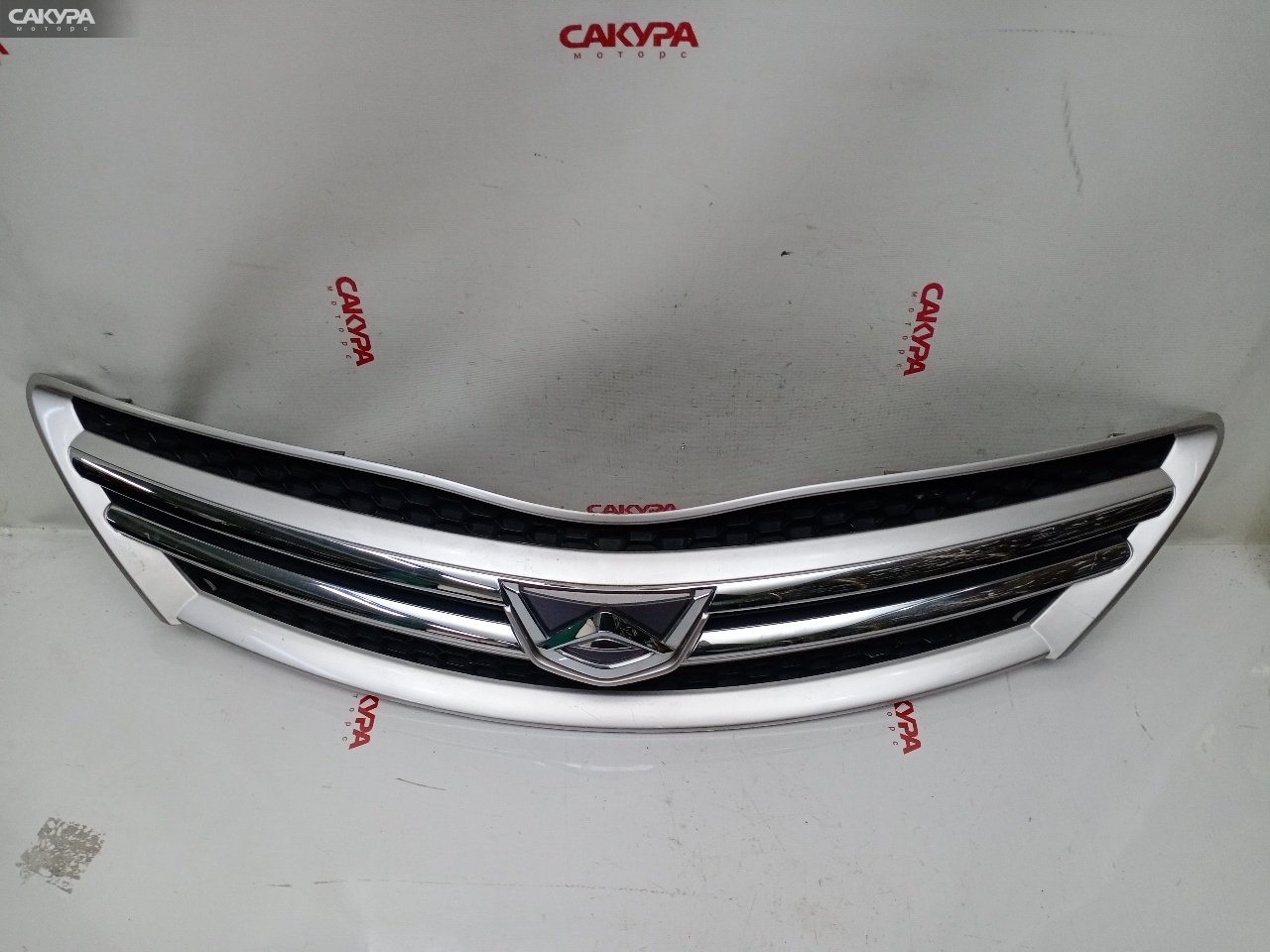 Решетка радиатора Toyota Allion ZZT240 1ZZ-FE: купить в Сакура Красноярск.