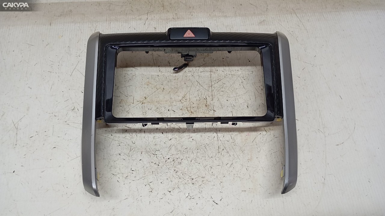Рамка магнитолы Toyota Corolla Fielder NKE165G 1NZ-FXE: купить в Сакура Красноярск.