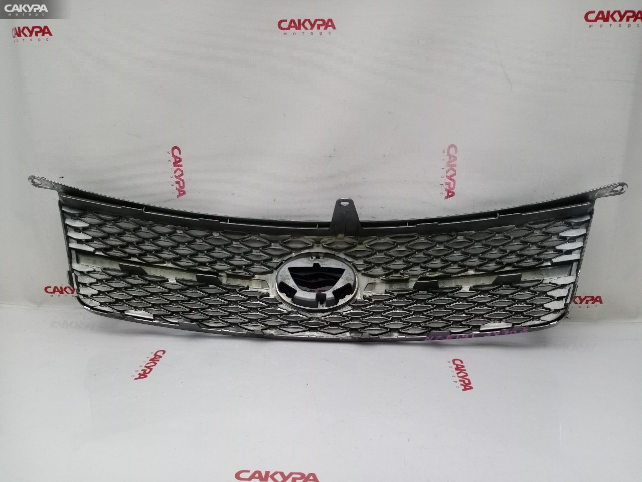 Решетка радиатора Toyota Corolla Fielder NZE141G 1NZ-FE: купить в Сакура Красноярск.