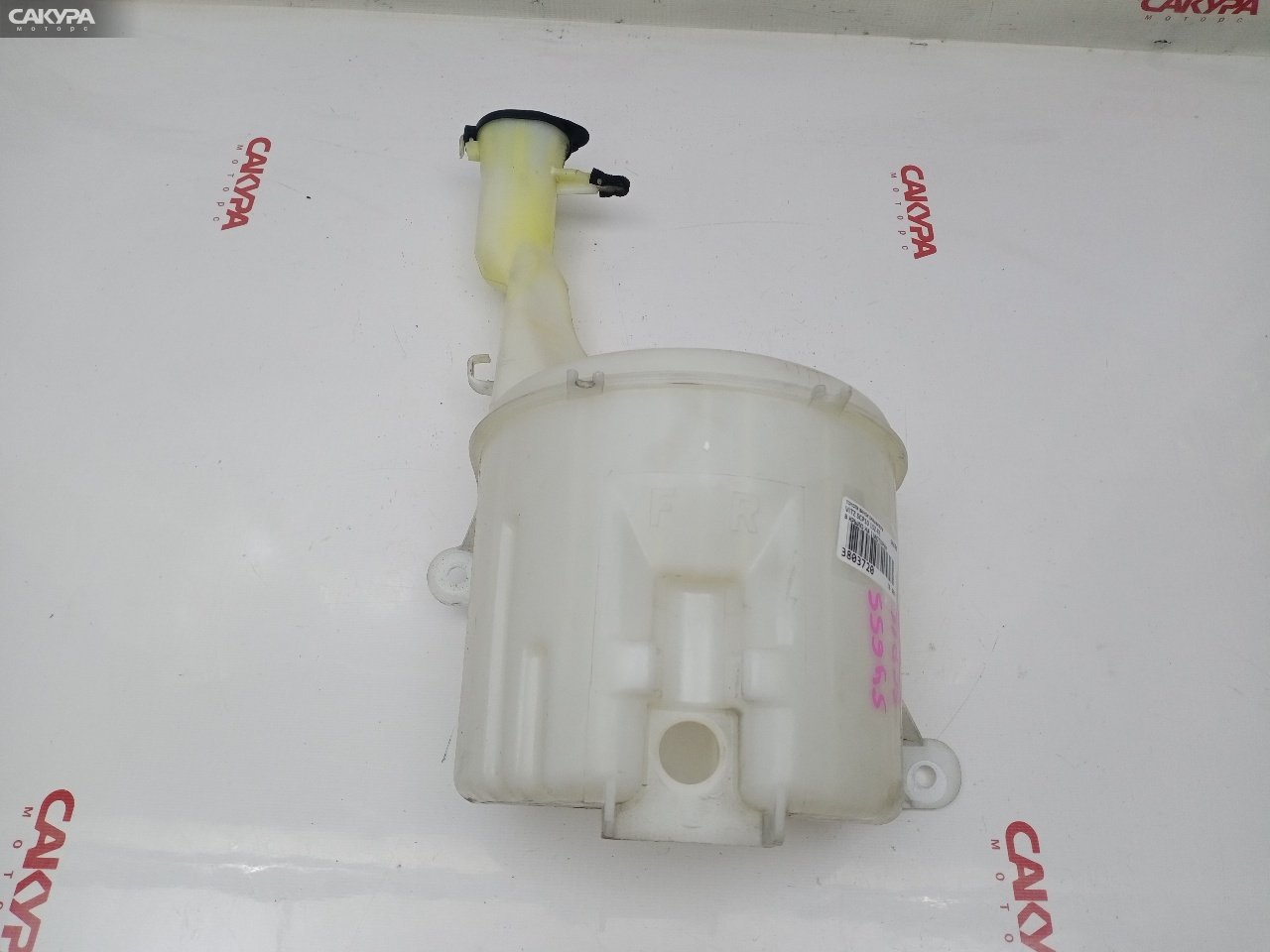 Бачок омывателя Toyota Vitz SCP10 1SZ-FE: купить в Сакура Красноярск.
