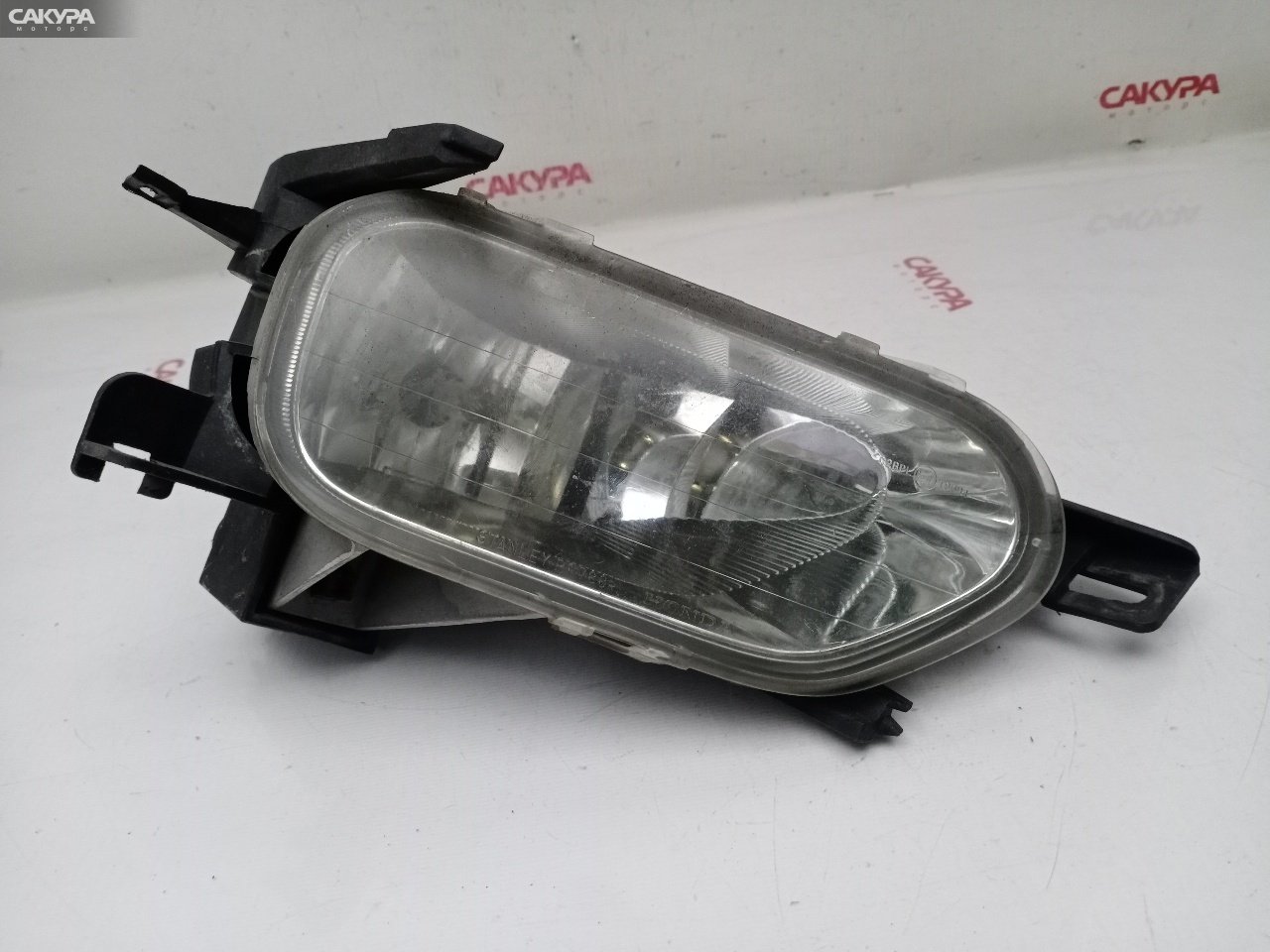Фара противотуманная правая Honda CR-V RD5 K20A P1788: купить в Сакура Красноярск.