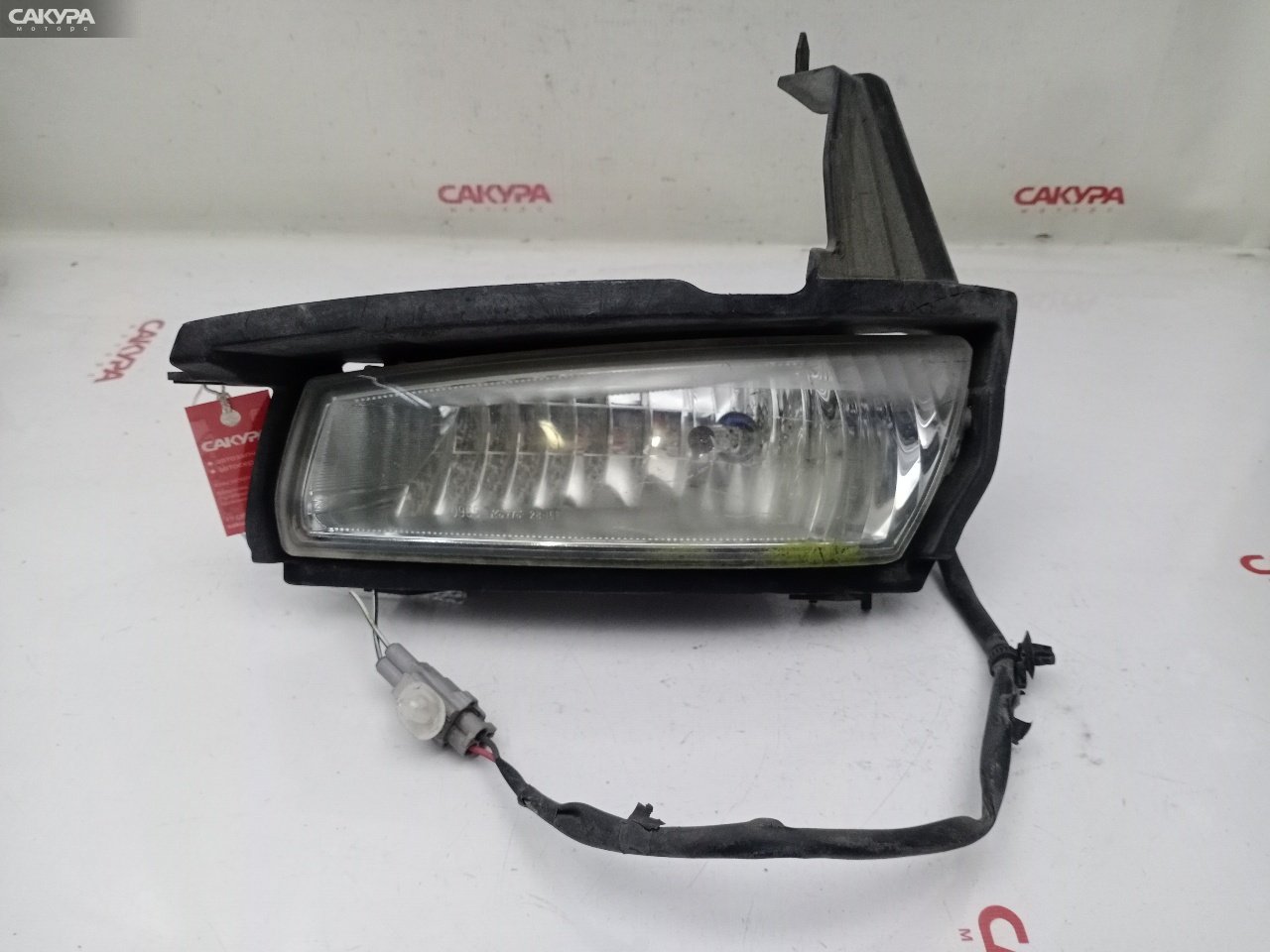 Фара противотуманная левая Toyota Ipsum ACM21W 2AZ-FE 28-168: купить в Сакура Красноярск.