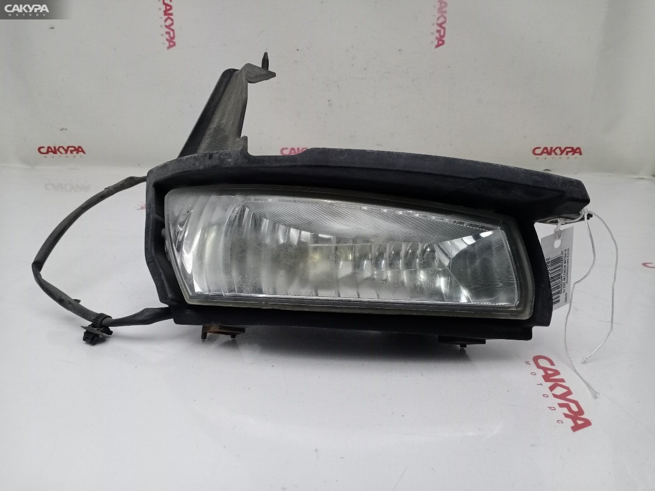 Фара противотуманная правая Toyota Ipsum ACM21W 2AZ-FE 28-168: купить в Сакура Красноярск.