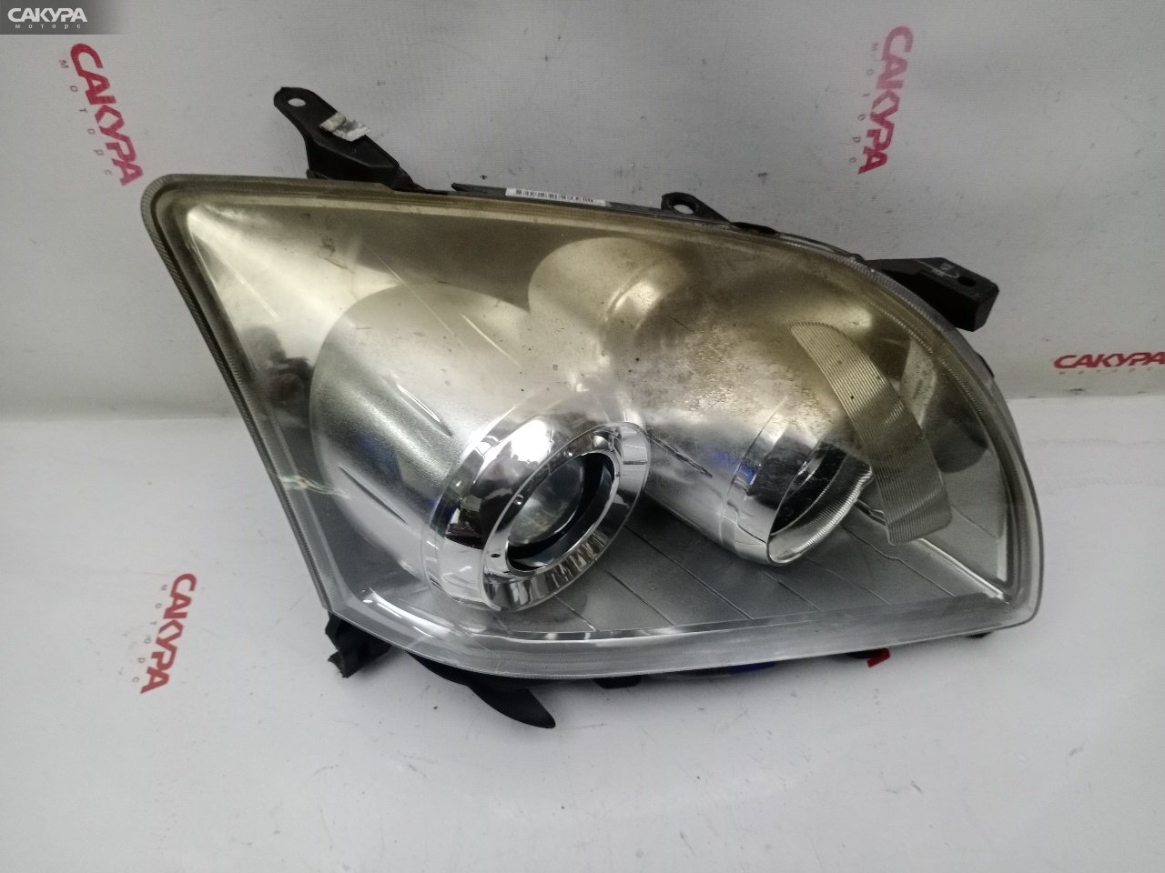 Фара правая Toyota Avensis AZT250 1AZ-FSE 35-106: купить в Сакура Красноярск.