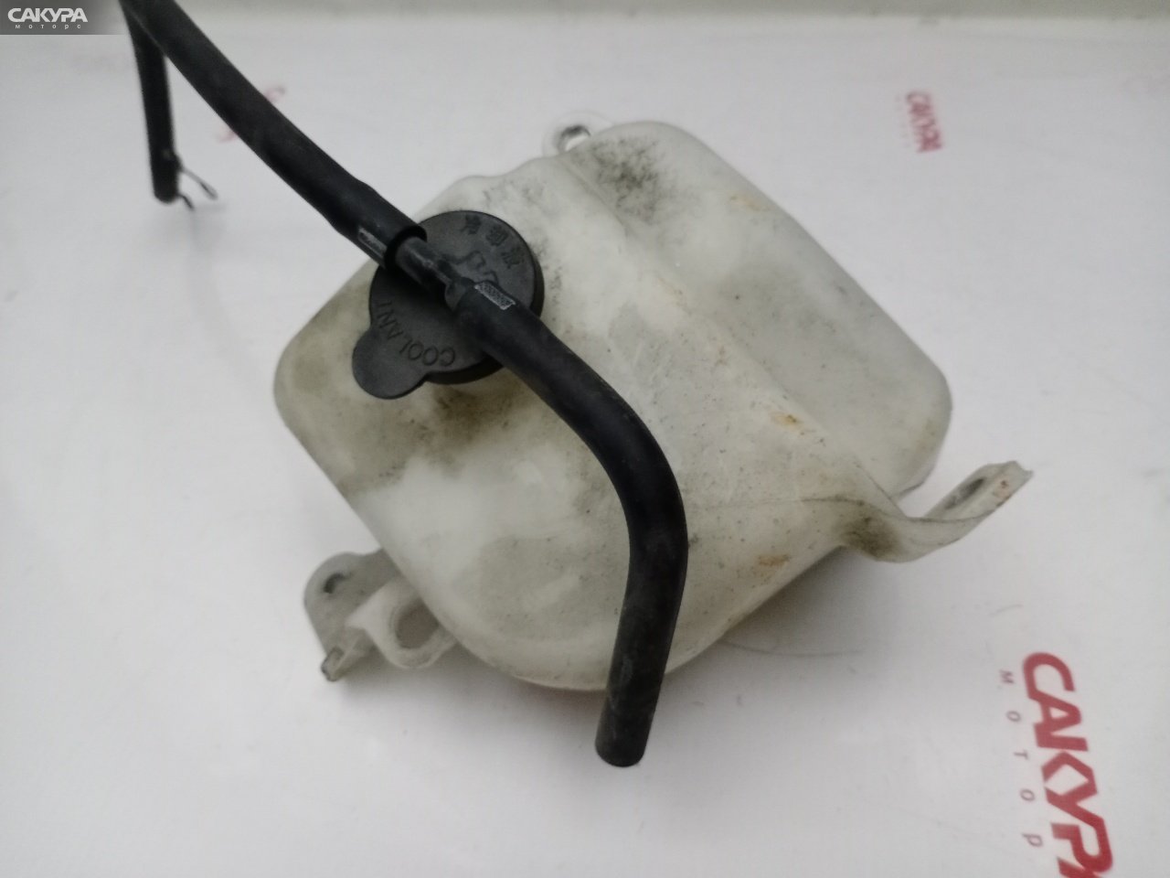 Бачок расширительный Toyota Corolla Axio NZE141 1NZ-FE: купить в Сакура Красноярск.