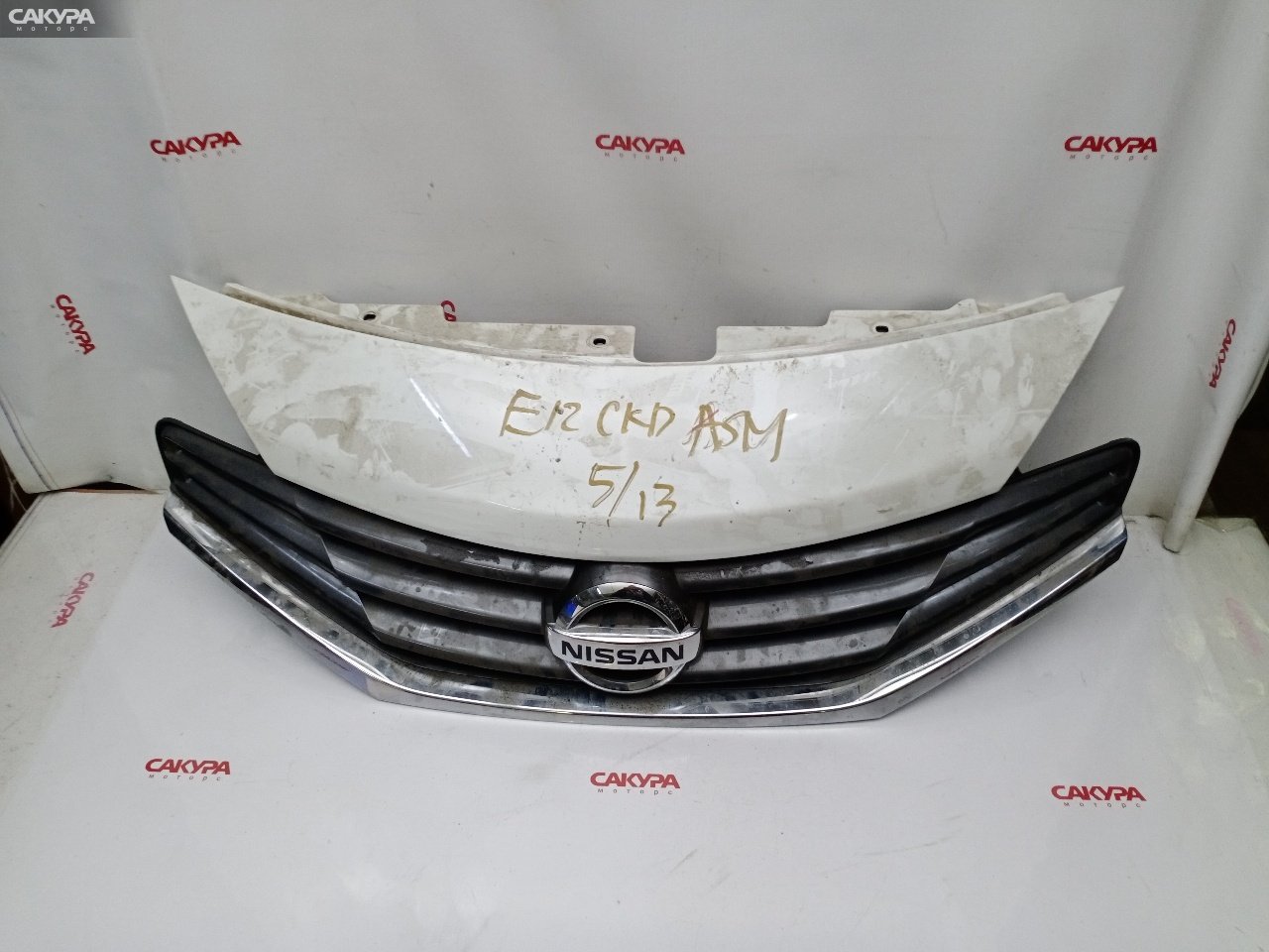 Решетка радиатора Nissan Note E12: купить в Сакура Красноярск.