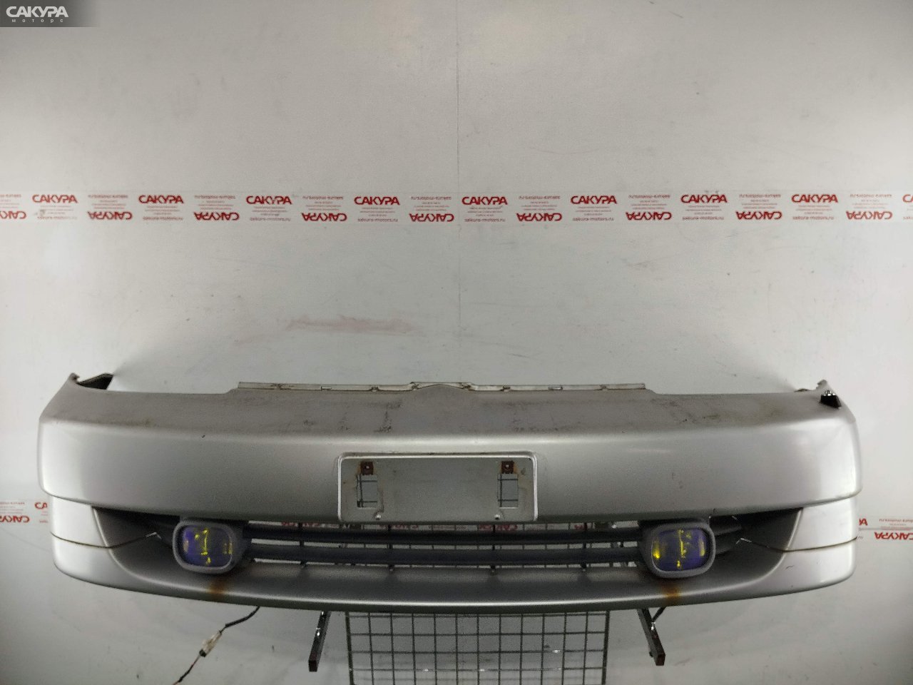 Бампер передний Toyota Platz NCP12 1NZ-FE Y1H1A3: купить в Сакура Красноярск.