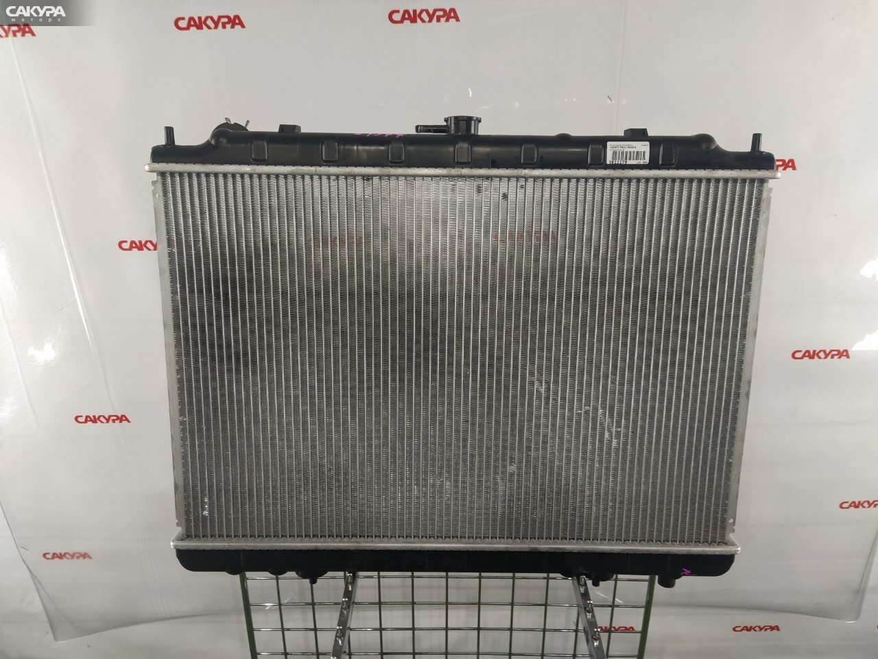 Радиатор двигателя Nissan Liberty PM12 SR20DE: купить в Сакура Красноярск.