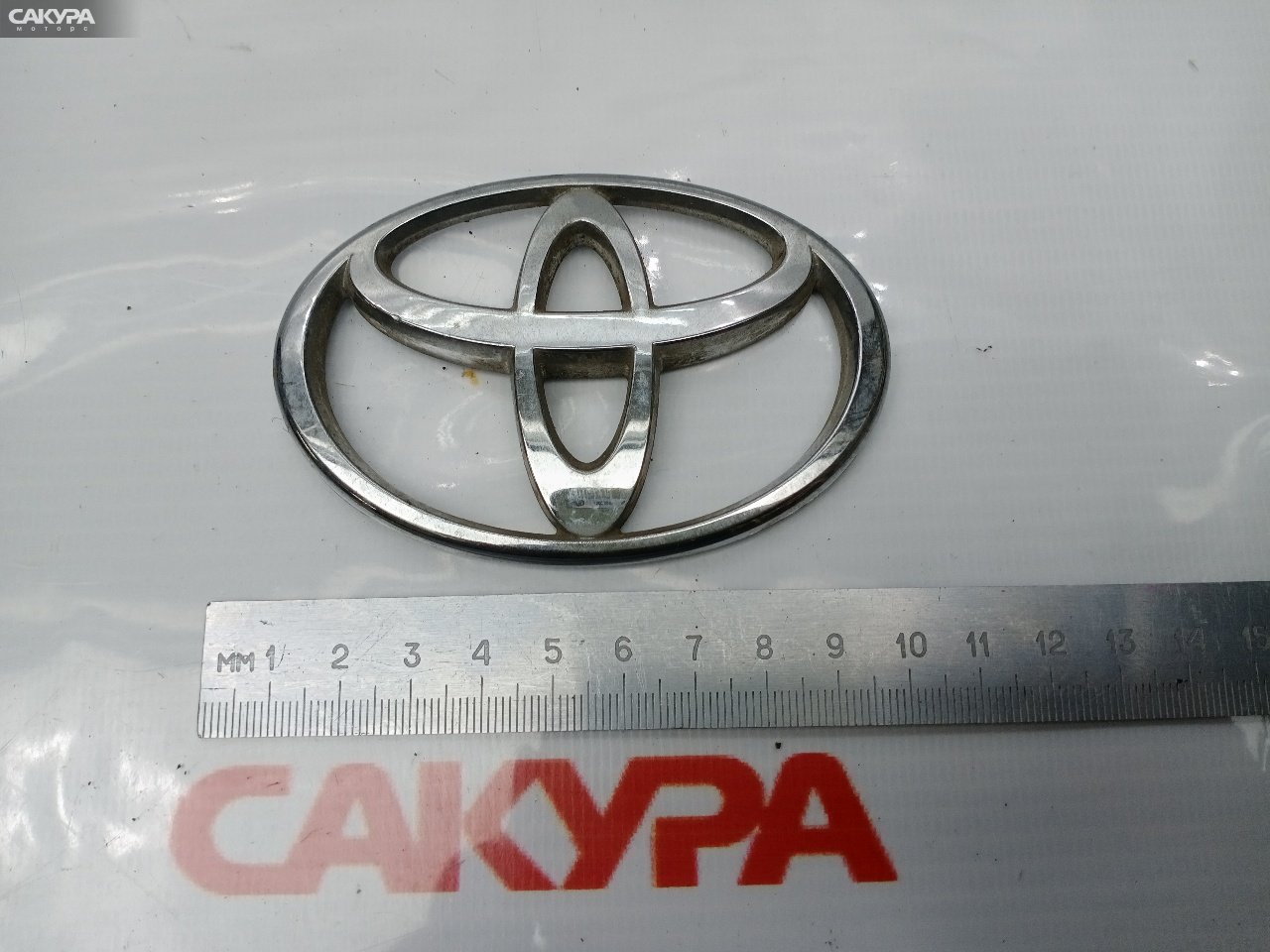 Эмблема Toyota: купить в Сакура Красноярск.