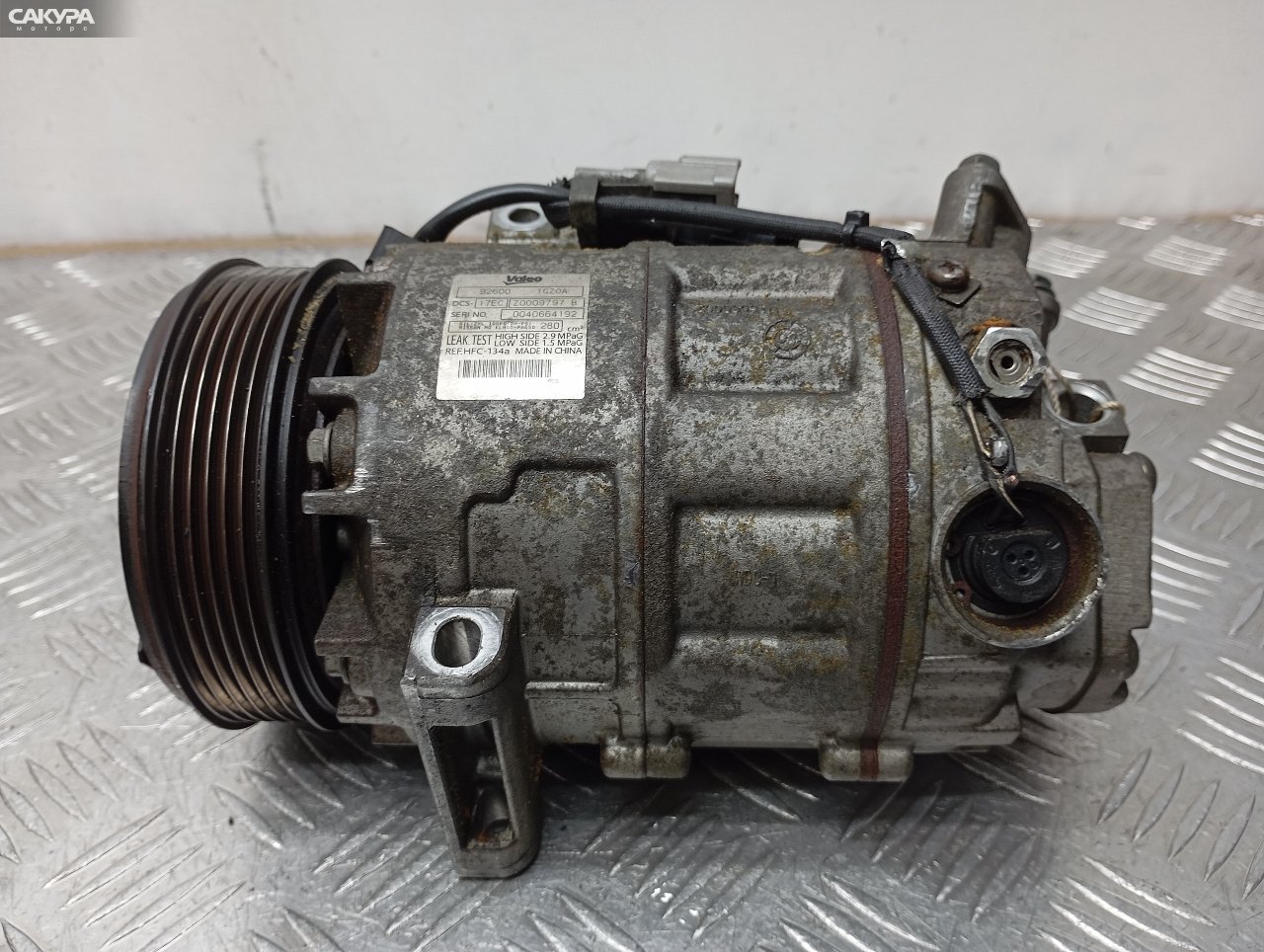 Компрессор кондиционера Nissan Serena CC25 MR20DE: купить в Сакура Красноярск.