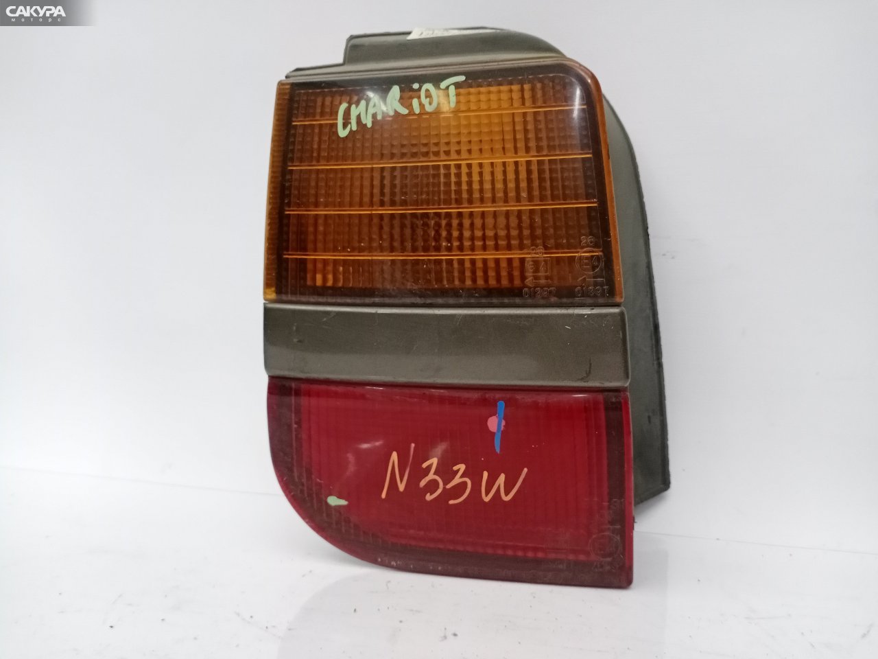 Фонарь стоп-сигнала левый Mitsubishi Chariot N33W 043-1536: купить в Сакура Красноярск.